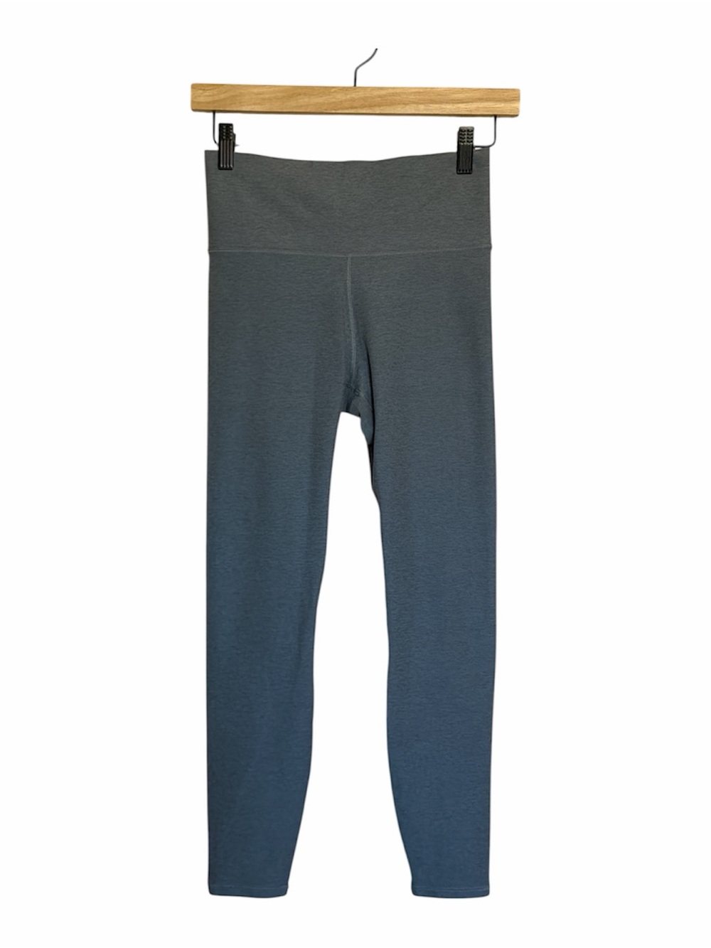 Vuori grayish blue leggings size Small